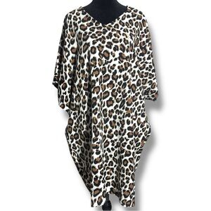 Chico's Chic Animal Print Knee Length T-Shirt Style Short Sleeve Kaftan